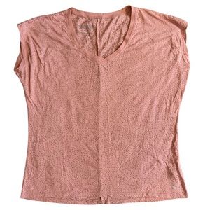 Carve Designs t-shirt size M